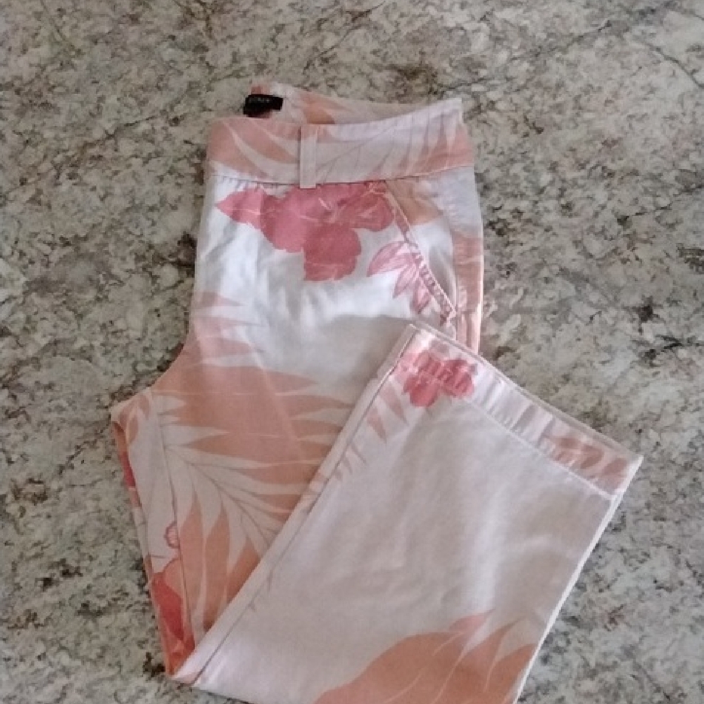 J. Crew Pink Peach Floral Cropped Pants